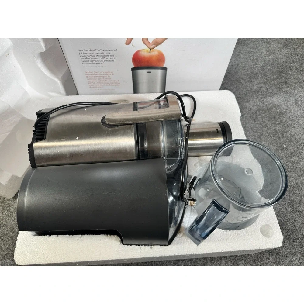 Breville BJE510XL Juice Fountain Multi-Speed 900W Centrifugal Juicer Complete